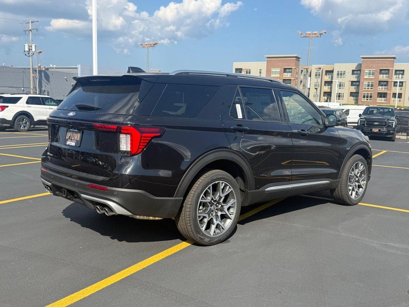 New 2027 Ford Explorer Platinum AWD/4WD image 3