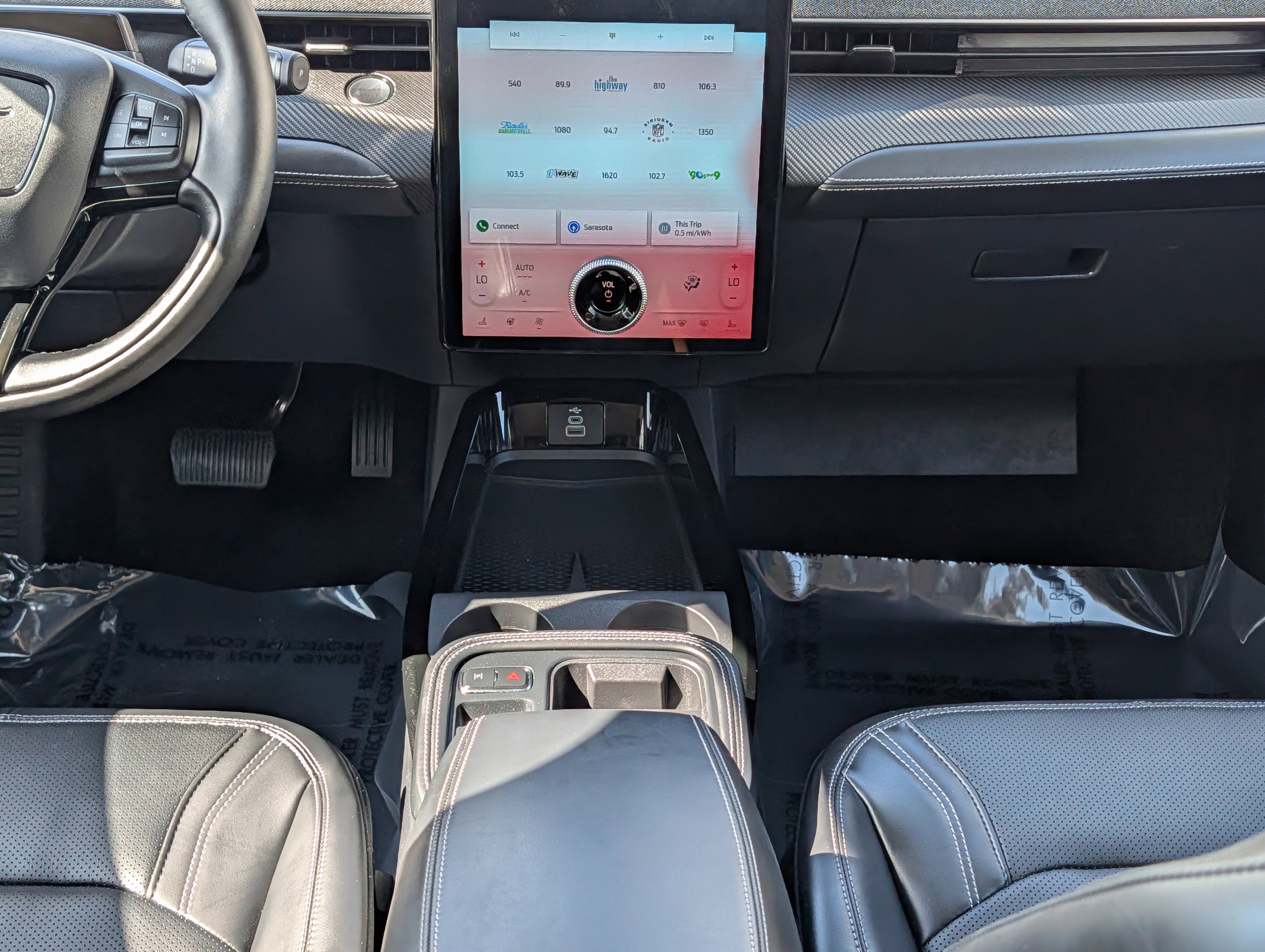 Used 2025 Ford Mustang Mach-E Premium image 19