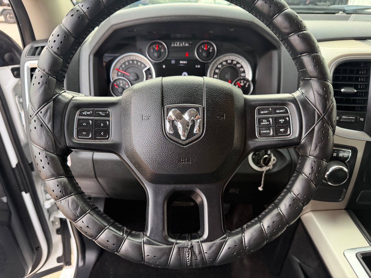 Used 2015 RAM 1500 Lone Star RWD image 26