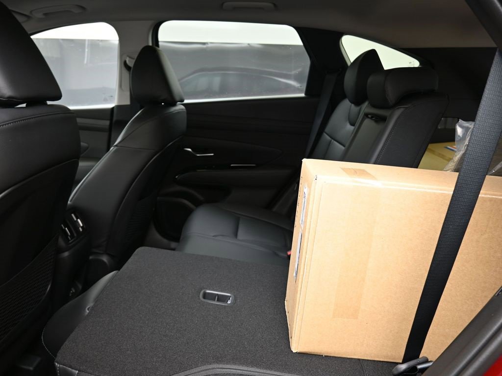 New 2026 Hyundai Tucson Limited image 18