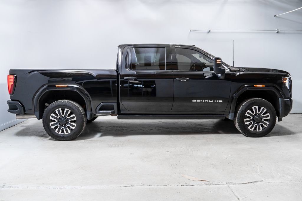 Used 2024 GMC Sierra 2500 Denali Ultimate w/ Max Trailering Package image 7