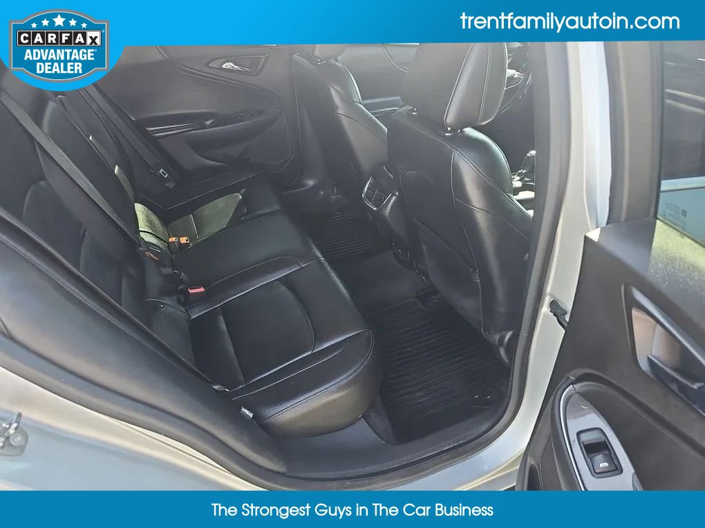 Used 2017 Chevrolet Malibu LT w/ Leather Package image 39