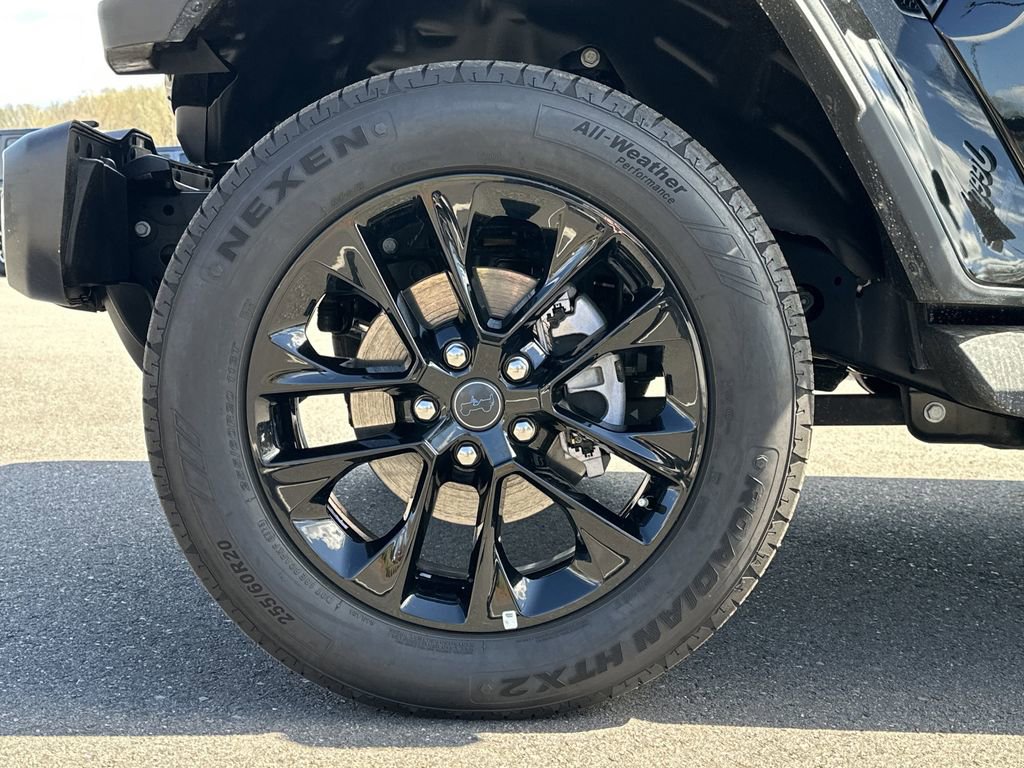 Certified 2025 Jeep Wrangler Unlimited Sahara image 16