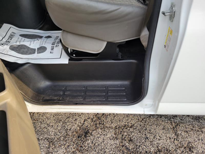 Used 2016 Chevrolet Express 2500 LS RWD image 16