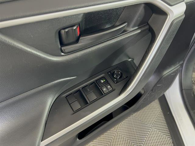 Certified 2022 Toyota RAV4 LE image 12