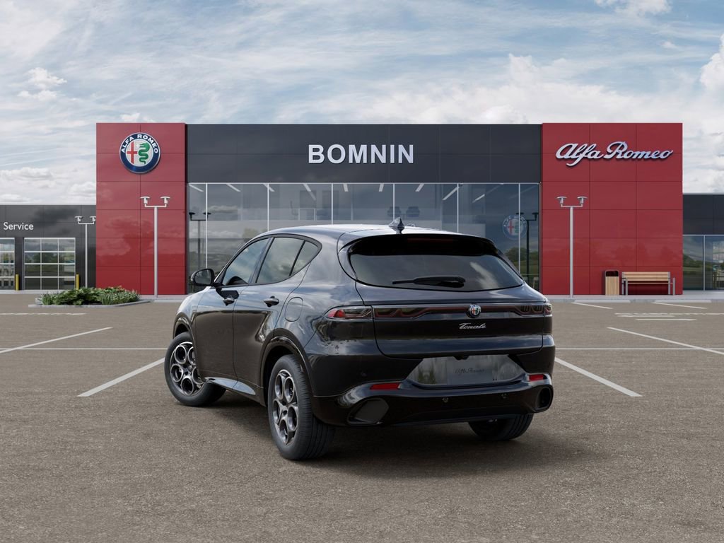 New 2025 Alfa Romeo Tonale image 3