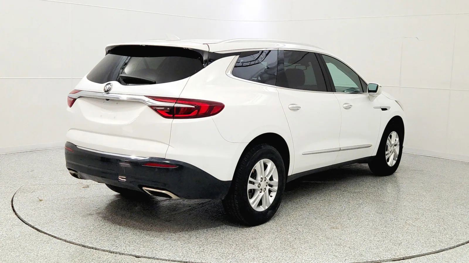 Used 2019 Buick Enclave Essence image 7