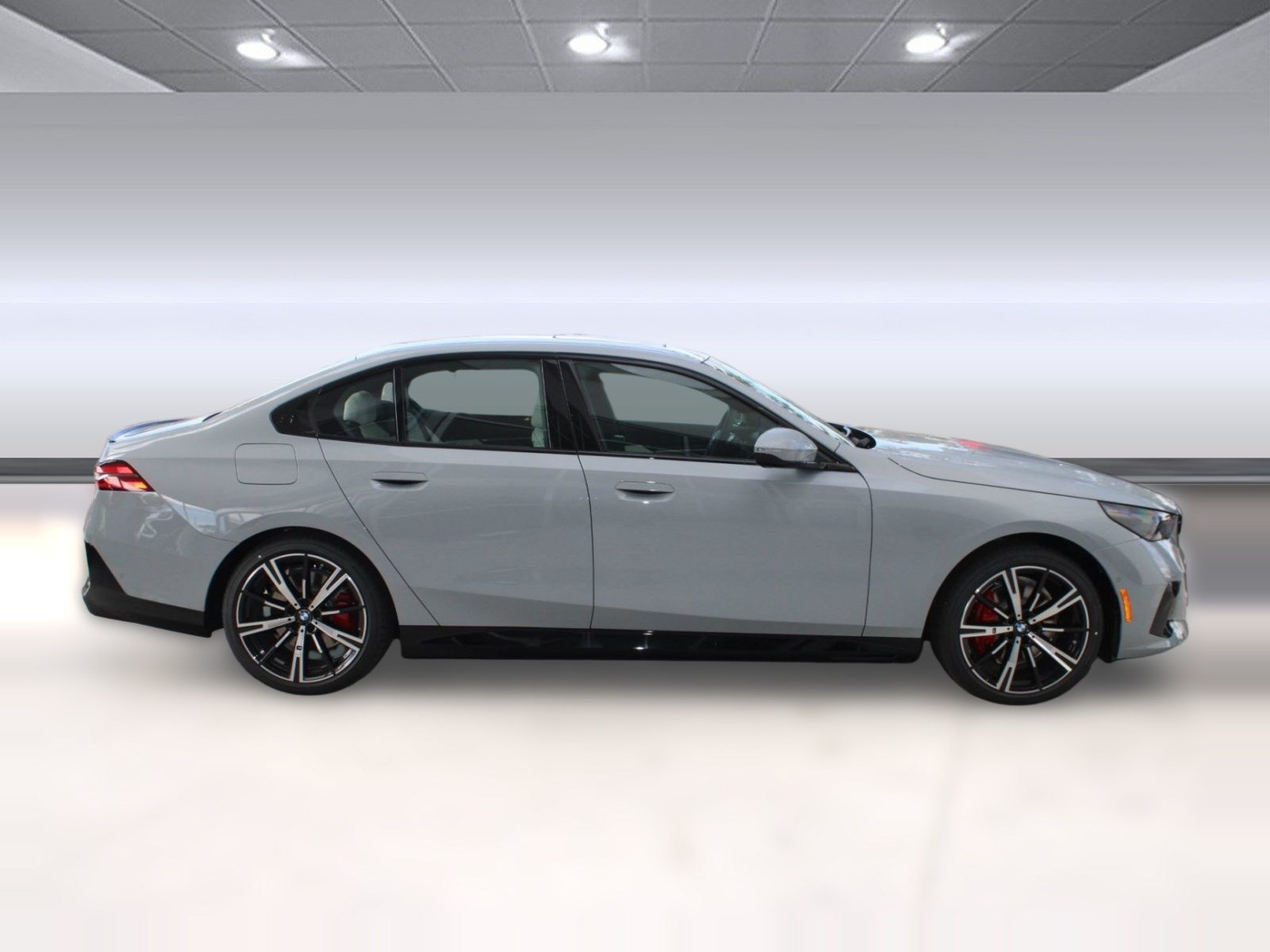 Used 2026 BMW 530i w/ M Sport Package RWD image 8