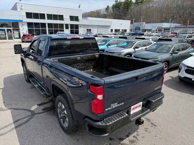 Used 2021 Chevrolet Silverado 2500 Custom w/ Custom Value Package AWD/4WD image 11