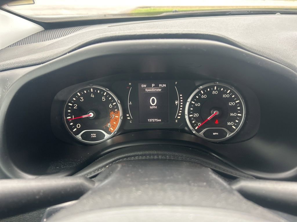 Used 2016 Jeep Renegade 75th Anniversary AWD/4WD image 26