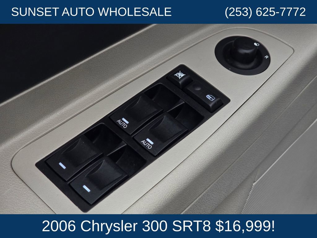 Used 2006 Chrysler 300 SRT8 w/ SRT Option Group II RWD image 26