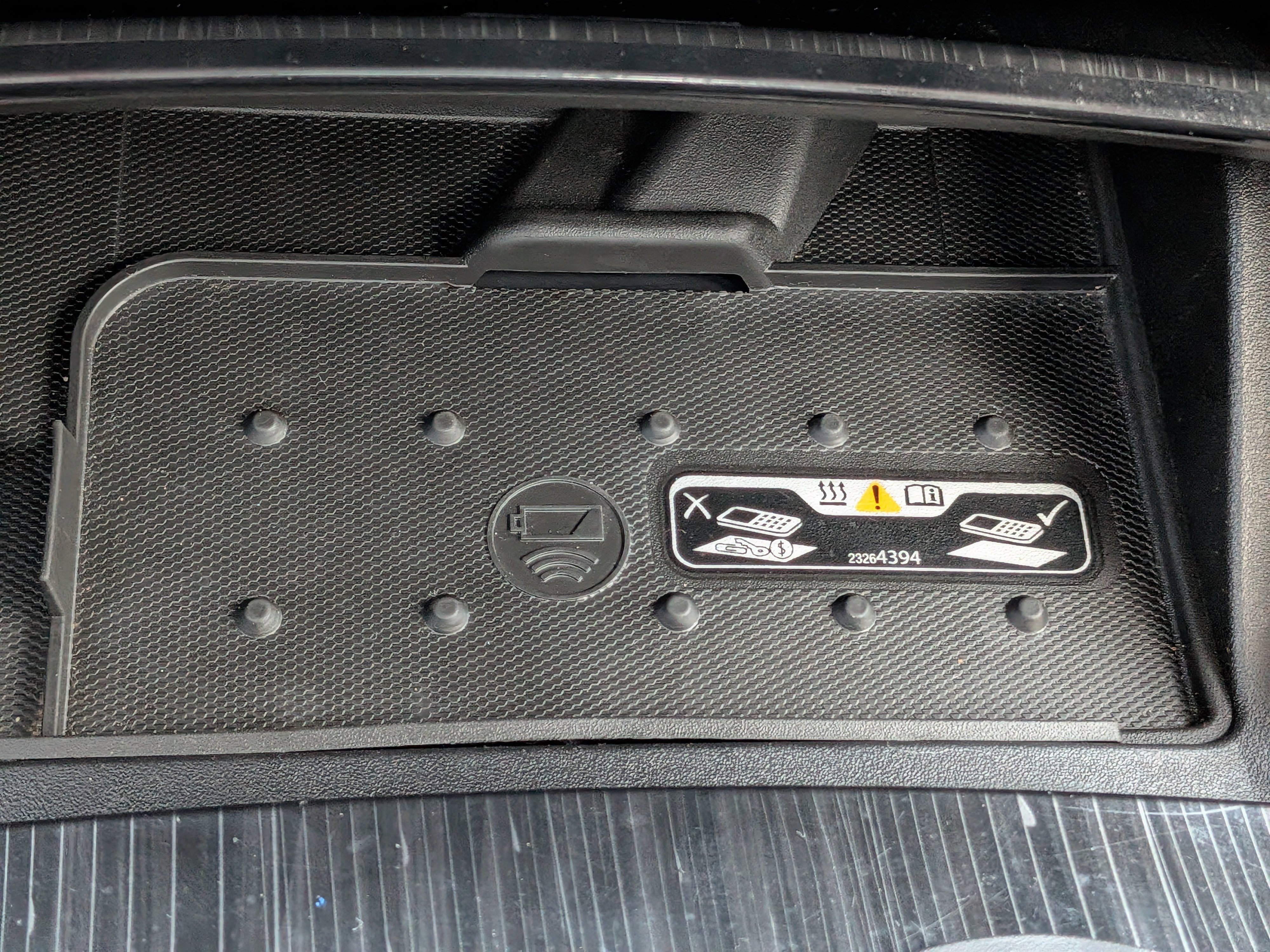 Certified 2018 Chevrolet Impala Premier w/ Premier Confidence Package image 27