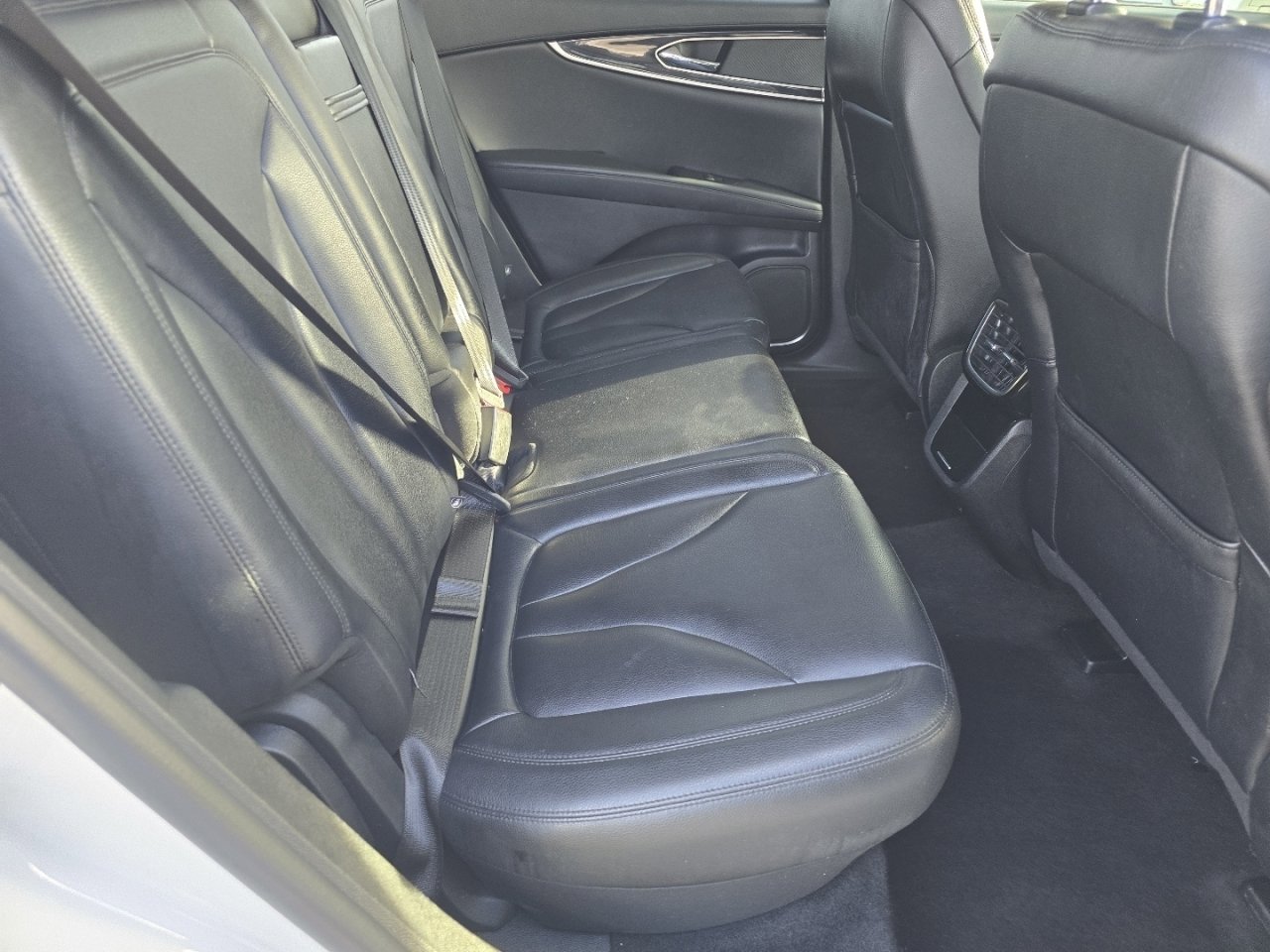 Used 2022 Lincoln Nautilus FWD image 18