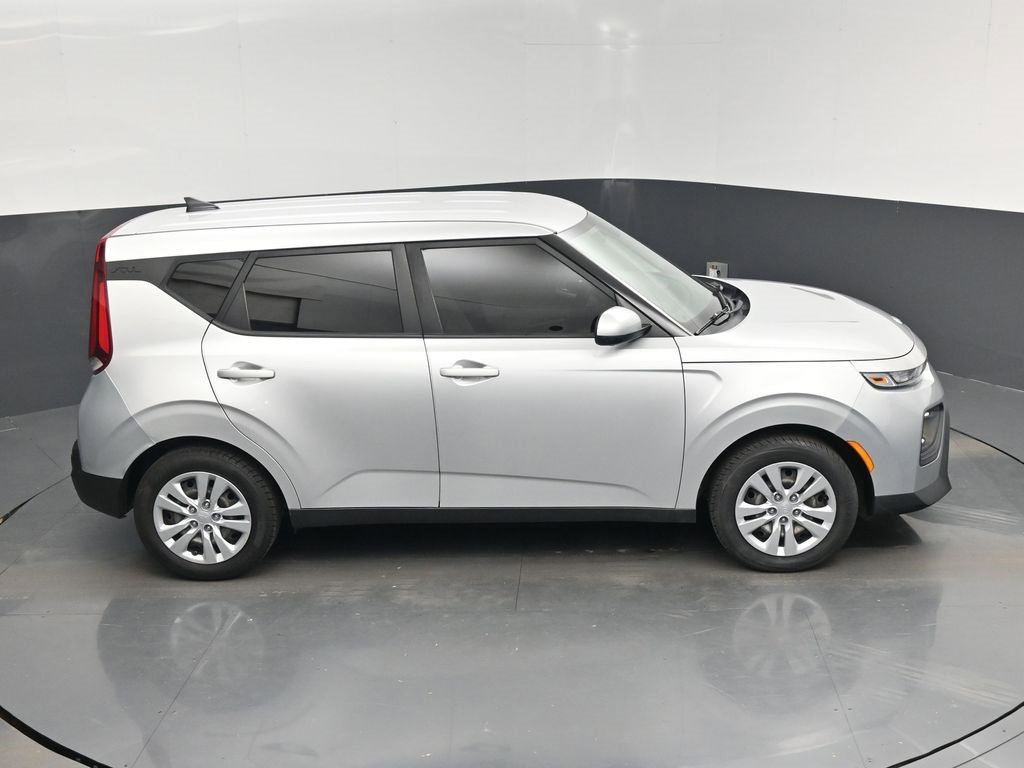 Used 2020 Kia Soul LX image 44