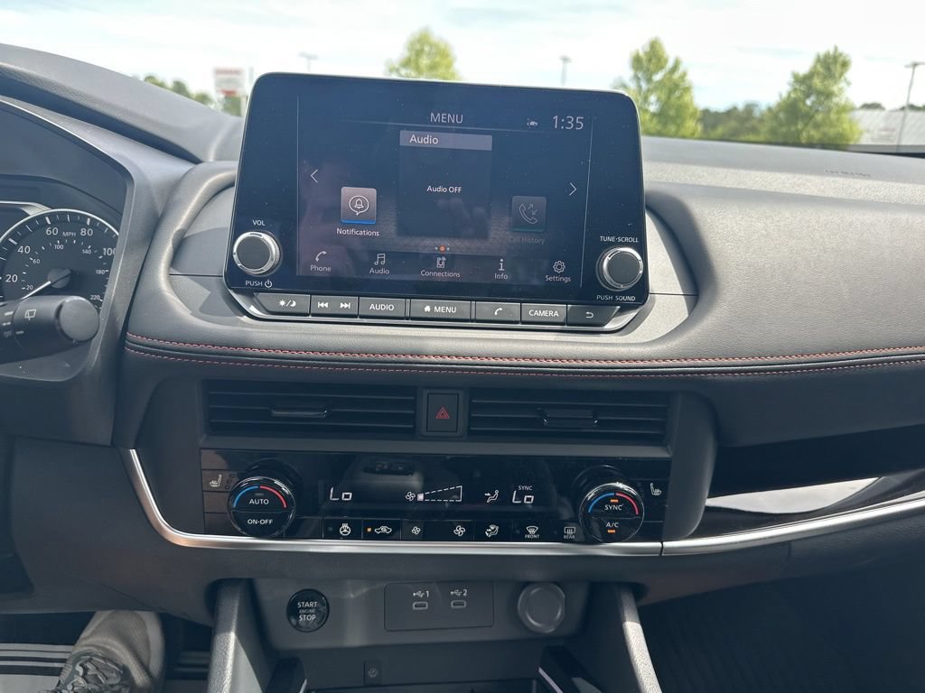 New 2026 Nissan Rogue SV AWD/4WD image 16