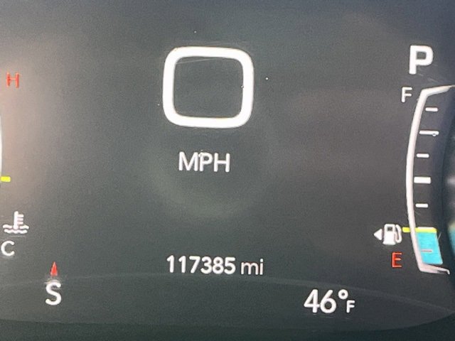 Used 2020 Chrysler Pacifica Limited image 41