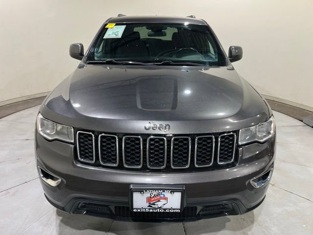 Used 2018 Jeep Grand Cherokee Laredo AWD/4WD image 4