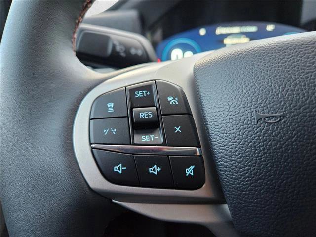 New 2026 Ford Explorer Active w/ Active Comfort Package image 16