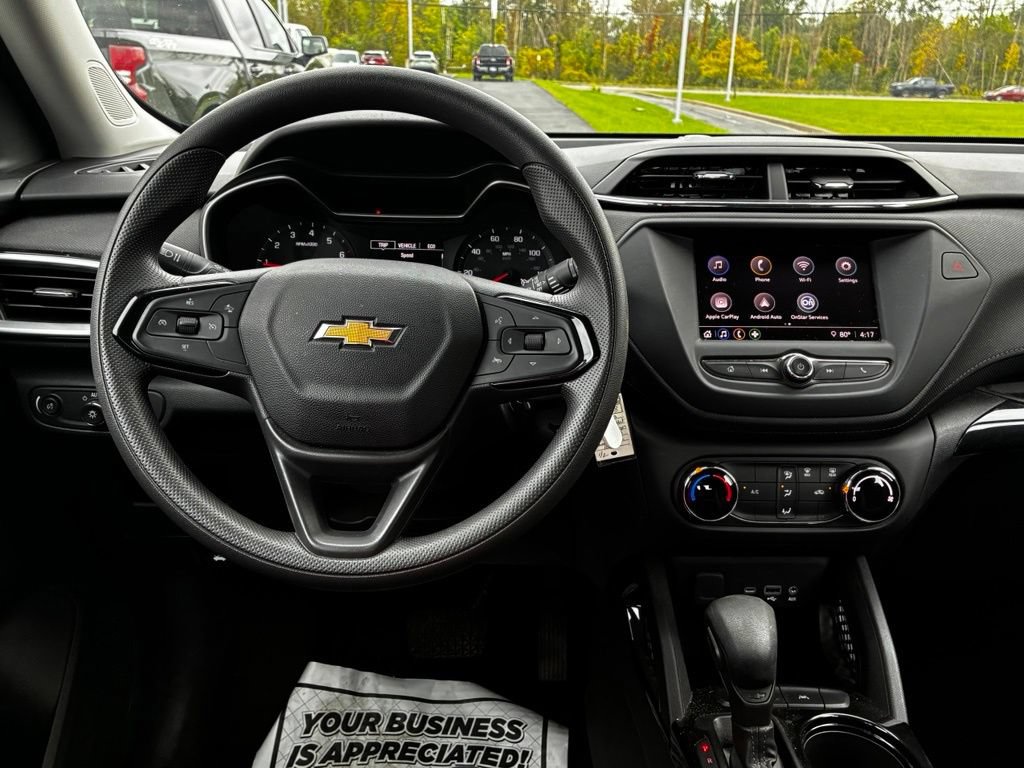 Used 2023 Chevrolet TrailBlazer LS FWD image 6