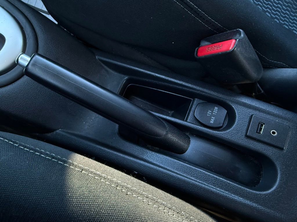 Used 2015 Nissan Versa Note SV image 23