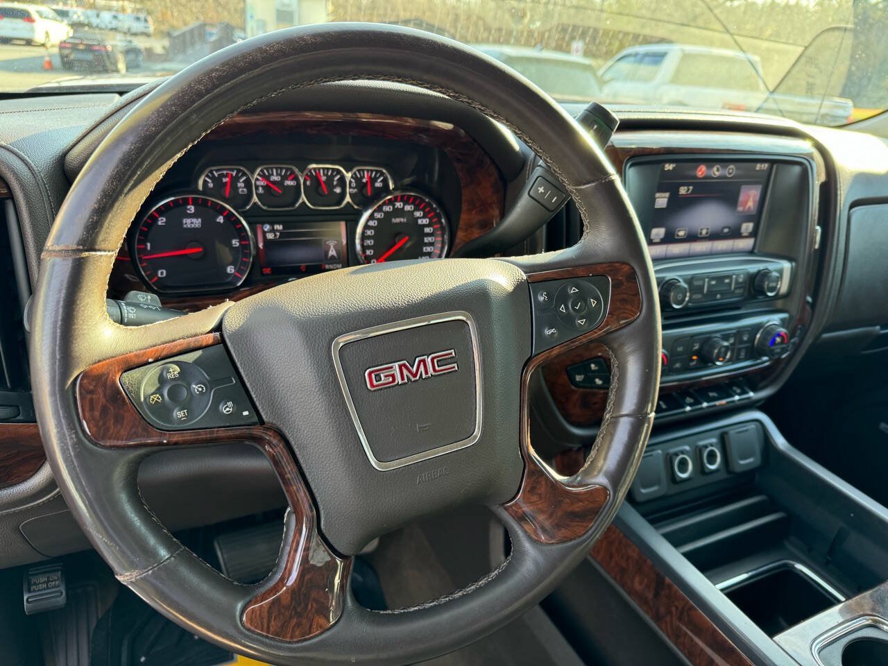 Used 2015 GMC Sierra 1500 SLT w/ SLT Preferred Package AWD/4WD image 10