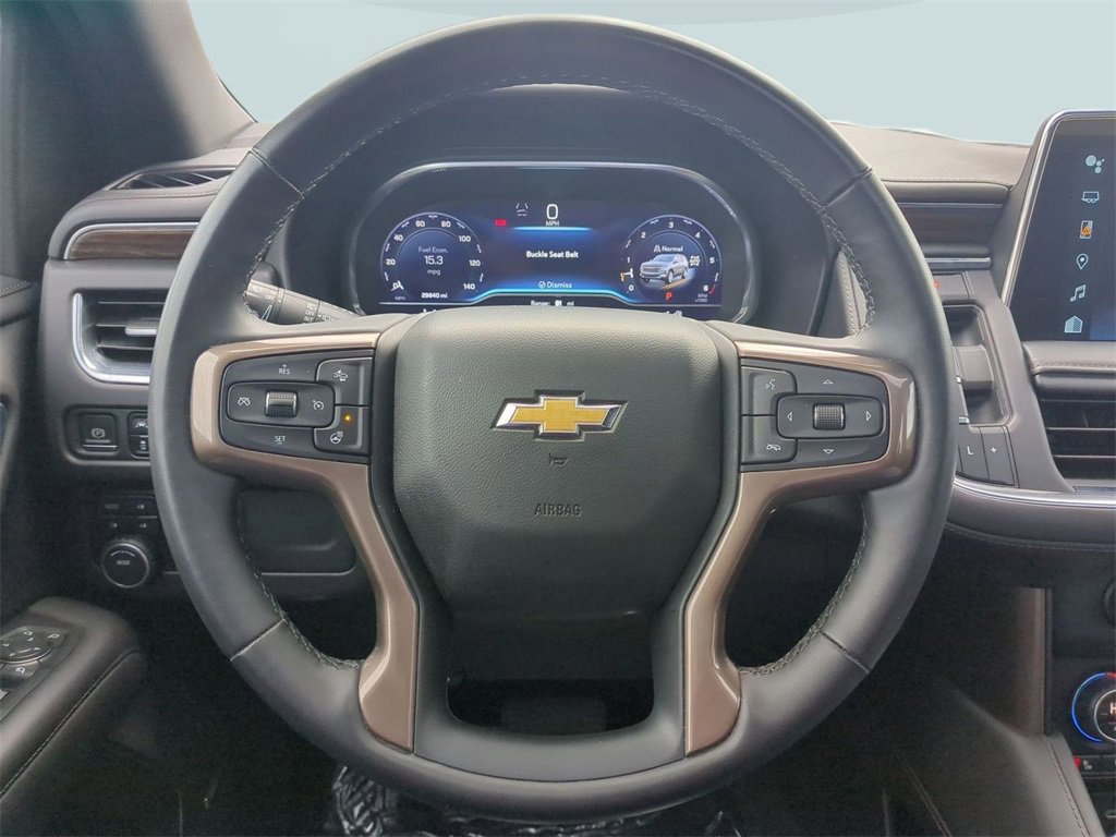 Used 2023 Chevrolet Suburban High Country image 14