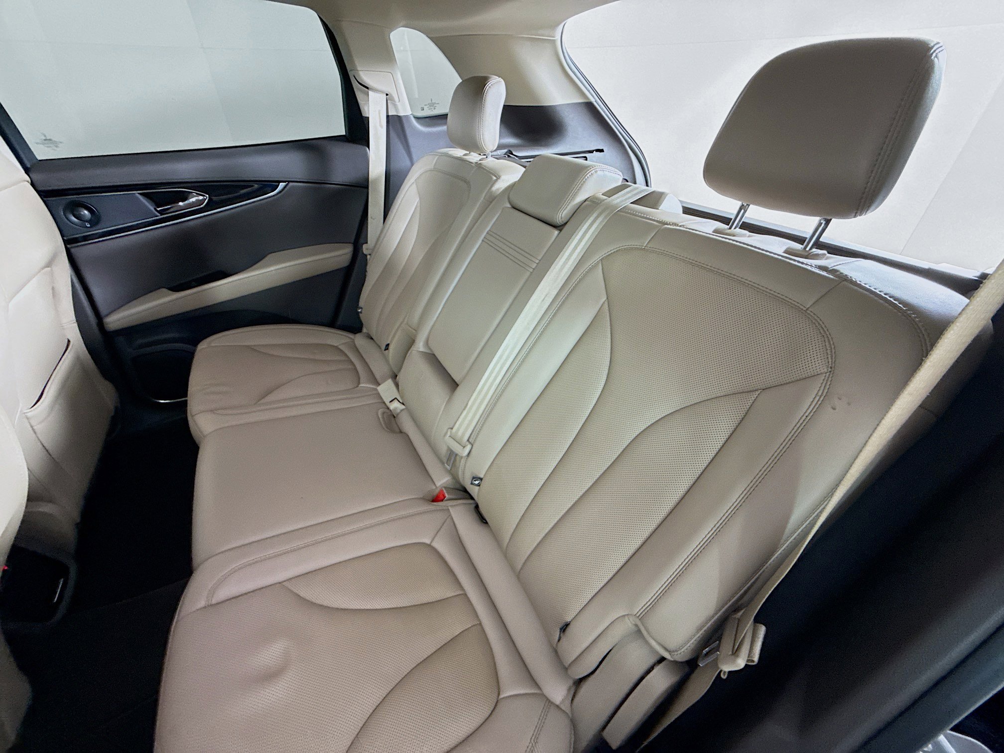 Used 2021 Lincoln Nautilus Reserve image 30