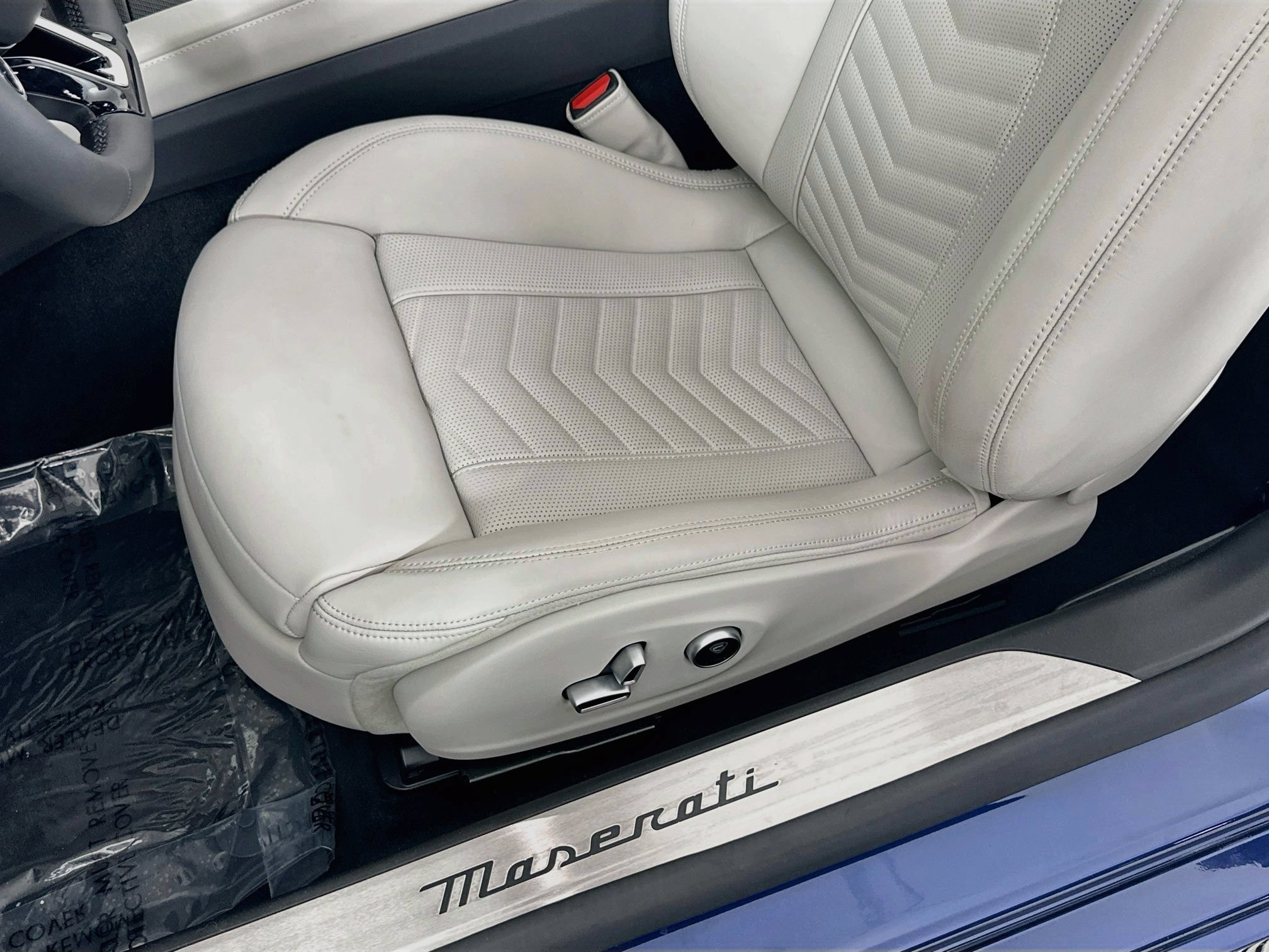 New 2026 Maserati GranCabrio Modena AWD/4WD image 17