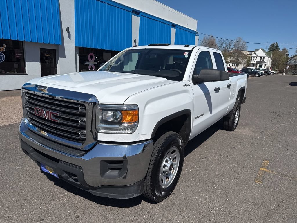 Used 2018 GMC Sierra 2500 4x4 Double Cab w/ Sierra Convenience Package image 2