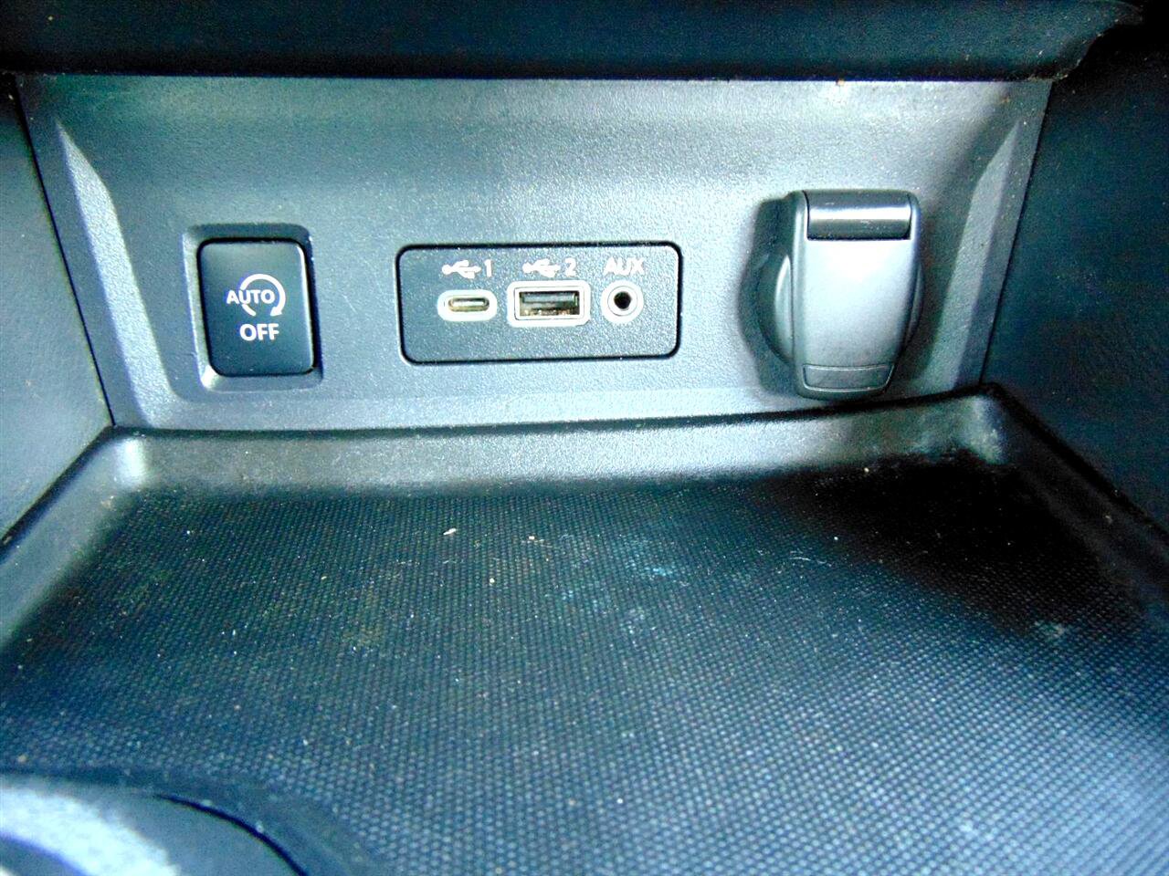 Used 2024 Nissan Sentra SV image 27