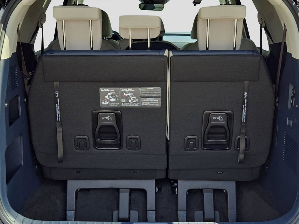 New 2026 Kia Carnival SX w/ SX Dark Edition Package image 14