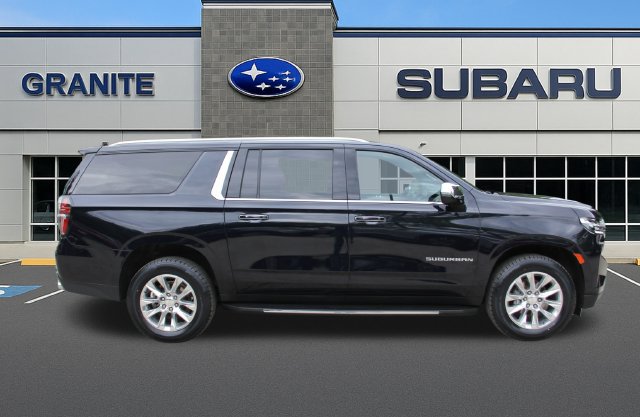 Used 2023 Chevrolet Suburban Premier AWD/4WD image 13
