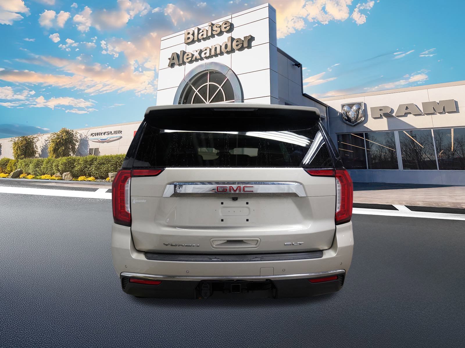 Used 2023 GMC Yukon SLT image 8