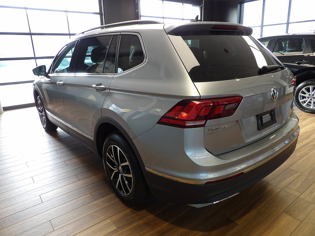 Used 2021 Volkswagen Tiguan SE FWD image 9