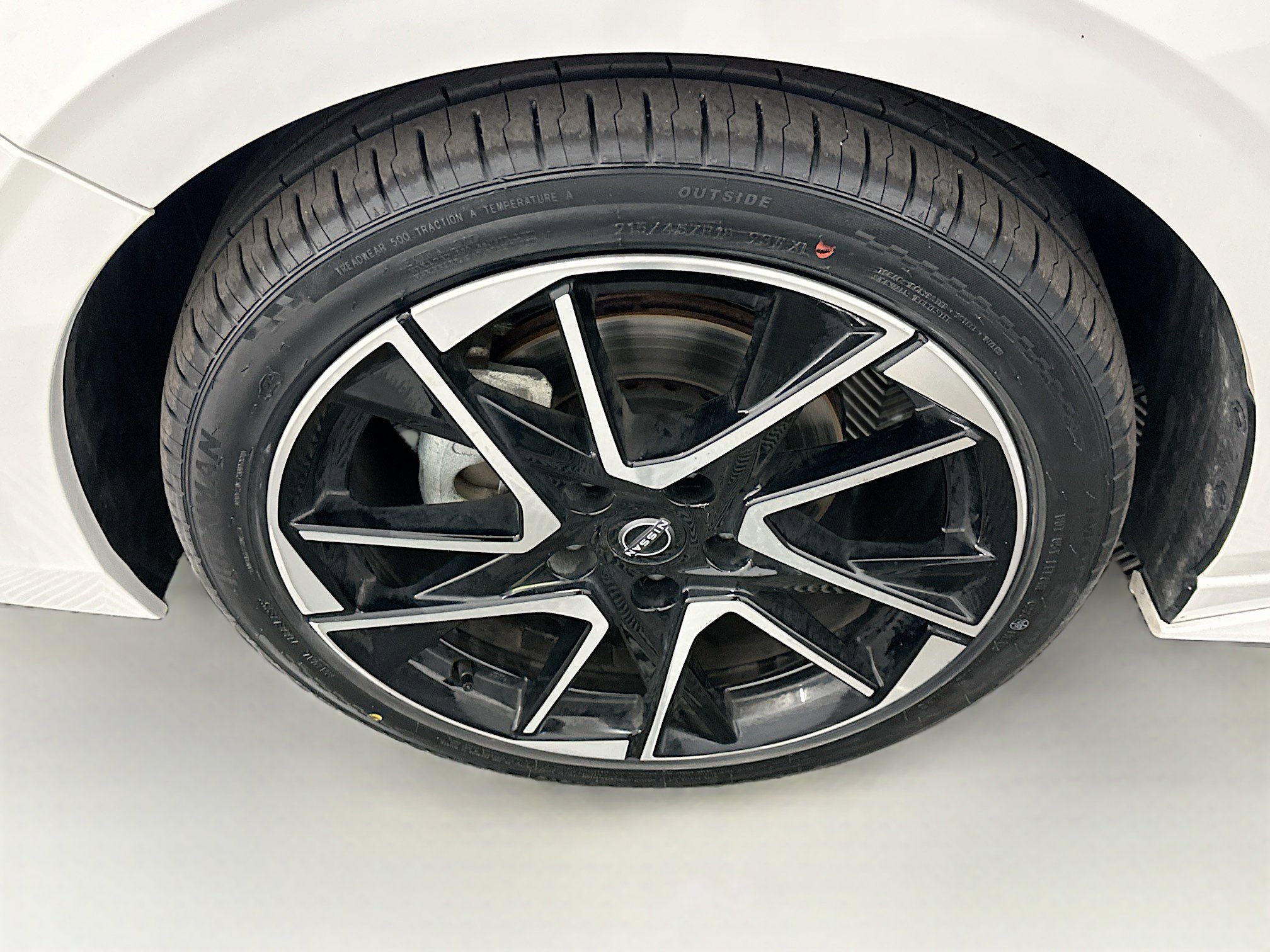 Used 2024 Nissan Sentra SR FWD image 11