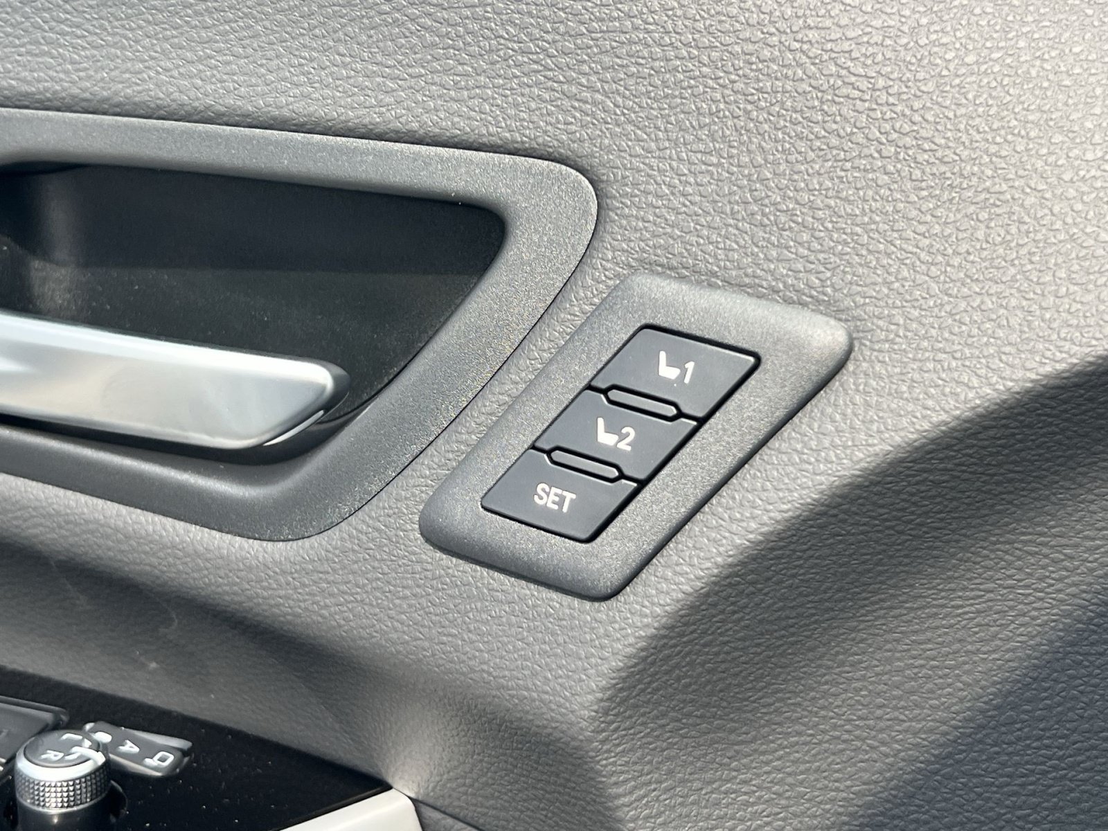 New 2026 Toyota Sienna Limited AWD/4WD image 24