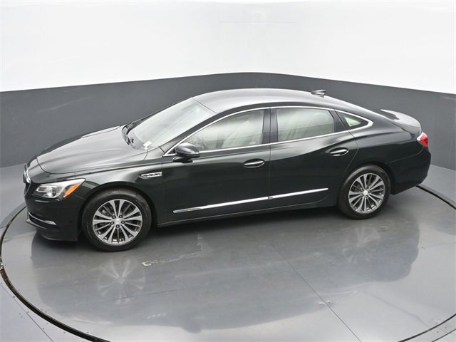 Used 2017 Buick LaCrosse Preferred image 10