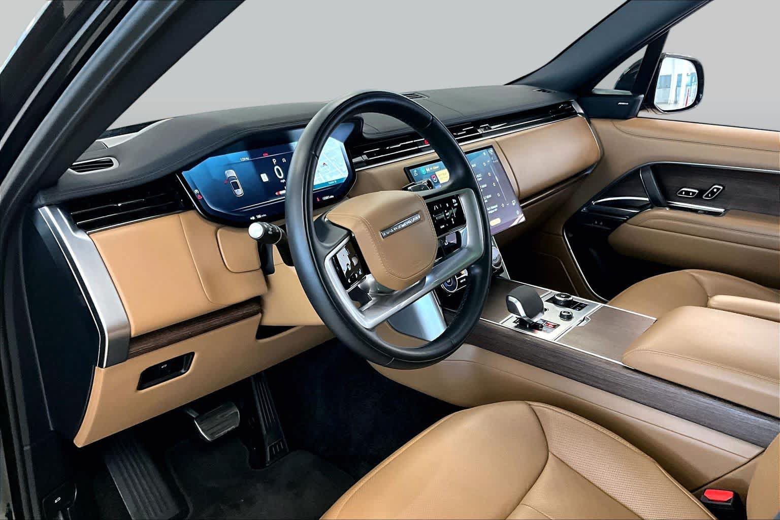 Used 2023 Land Rover Range Rover SE AWD/4WD image 16