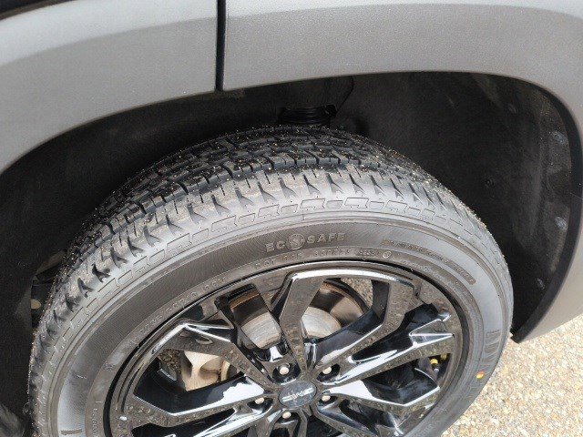 Used 2020 GMC Terrain SLT w/ Preferred Package image 9