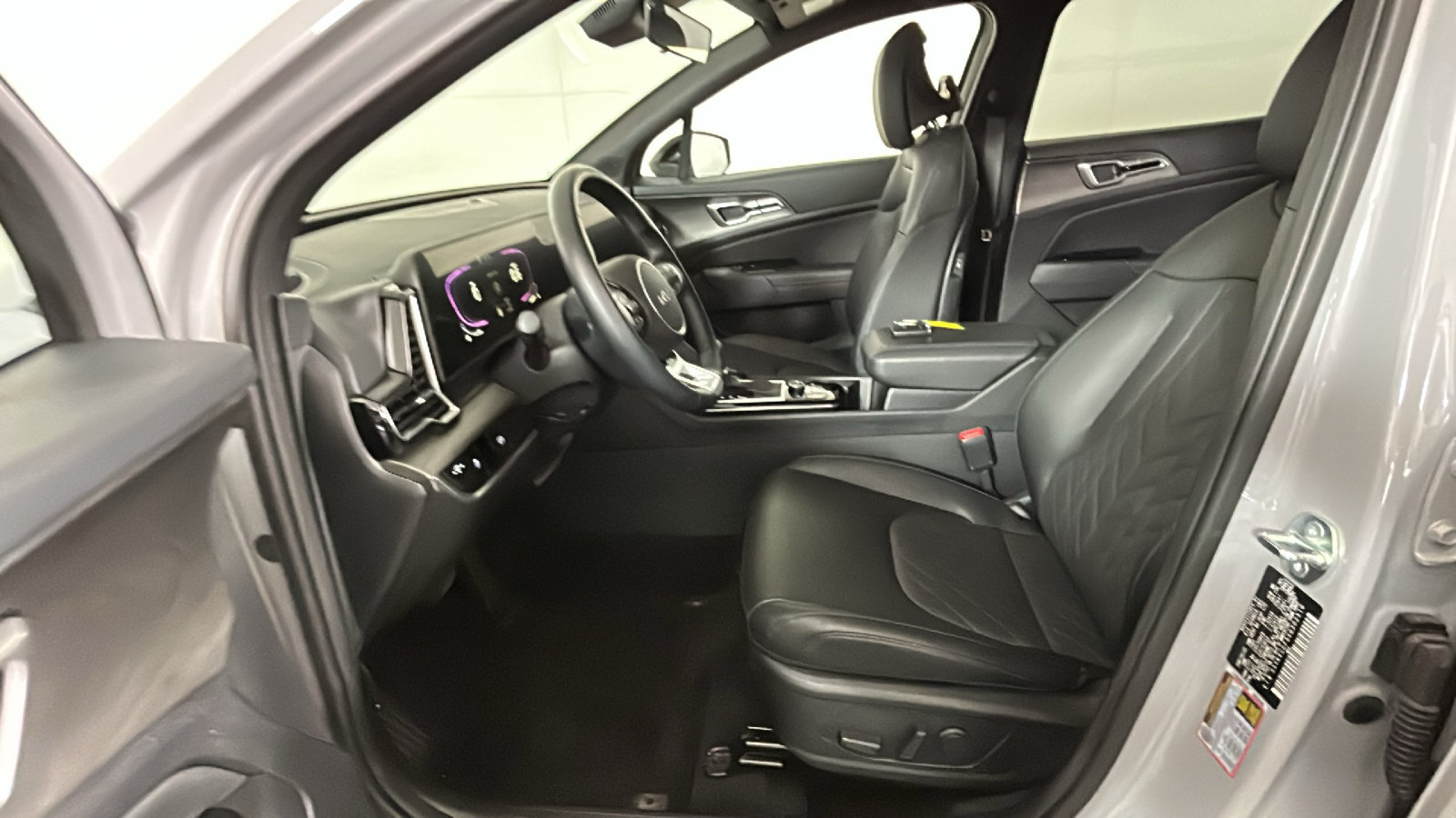 Used 2025 Kia Sportage X-Line AWD/4WD image 14