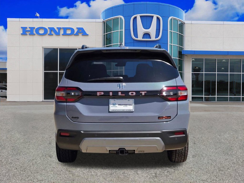 New 2026 Honda Pilot TrailSport image 4