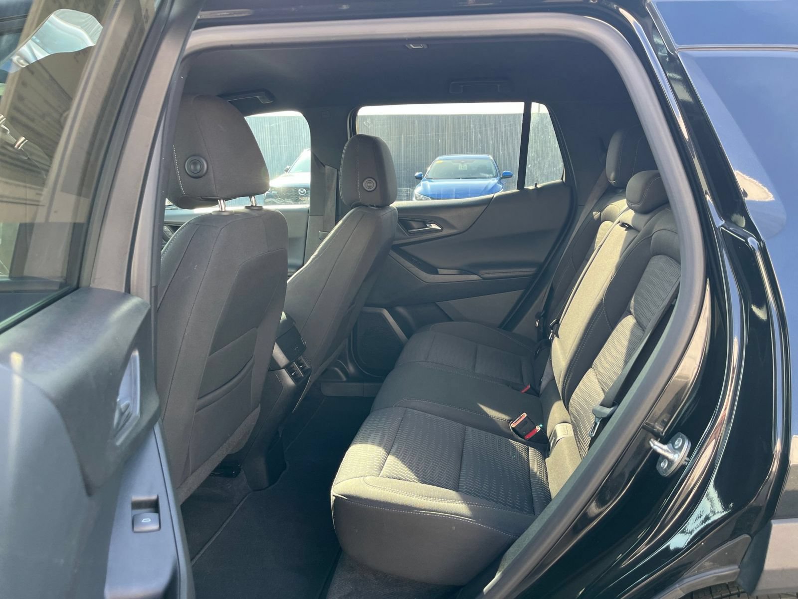 Used 2025 Chevrolet Equinox LT FWD image 26