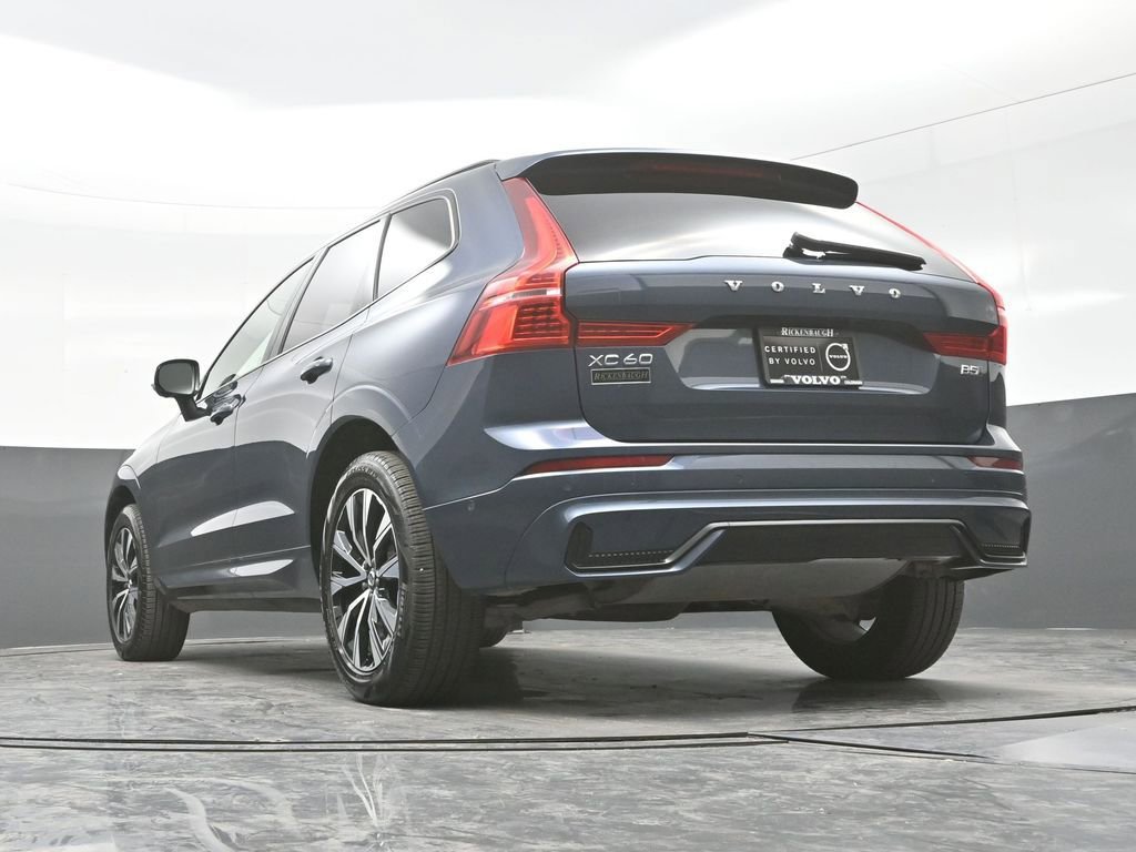 Used 2025 Volvo XC60 B5 Plus AWD/4WD image 23