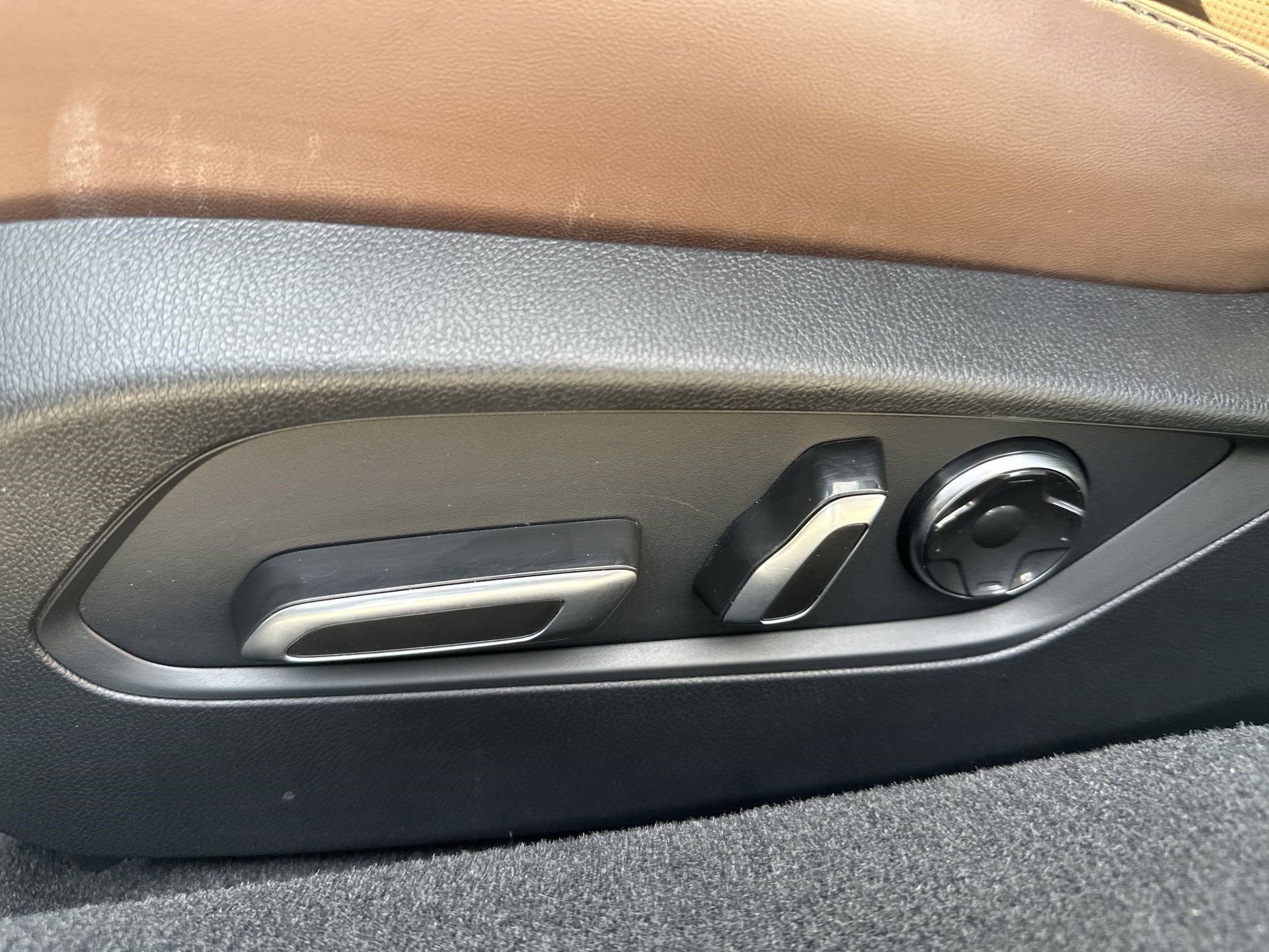 Used 2022 Acura TLX w/ Technology Package FWD image 14
