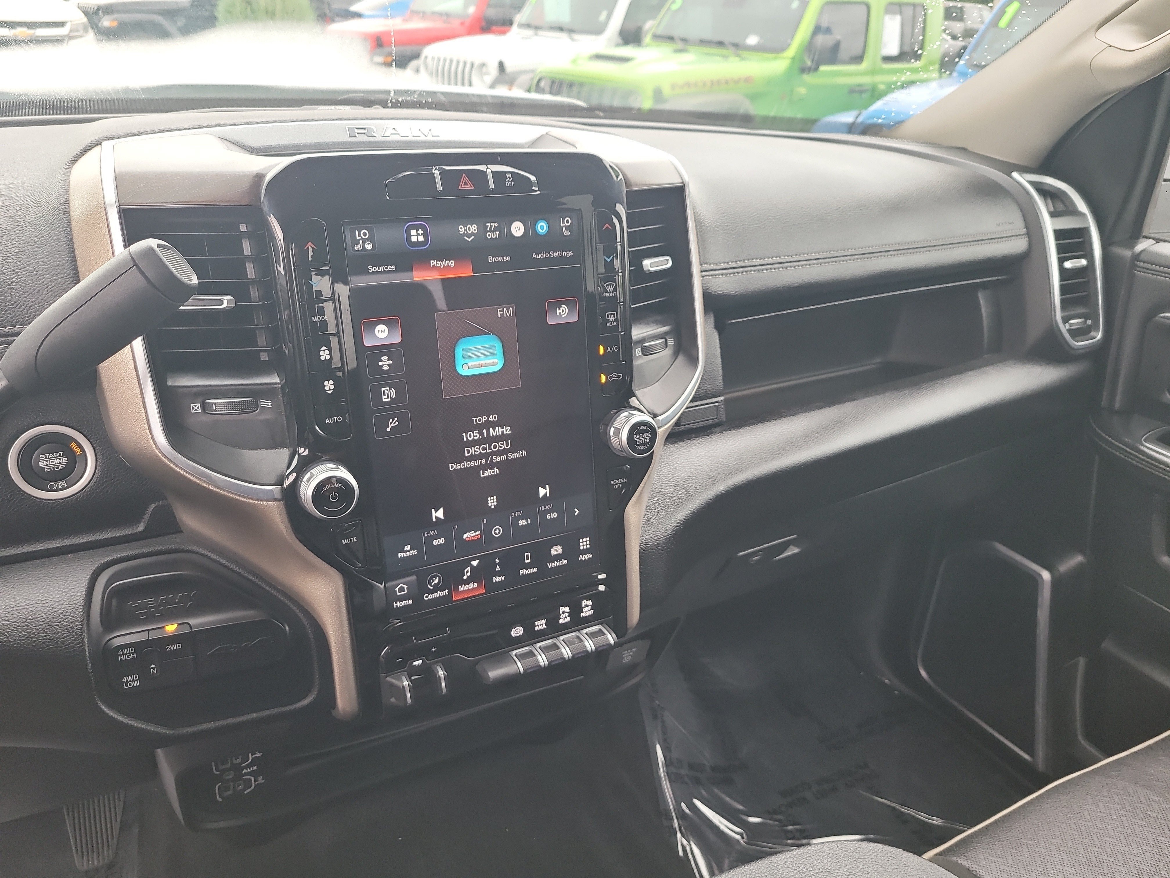 Used 2024 RAM 2500 Laramie AWD/4WD image 21
