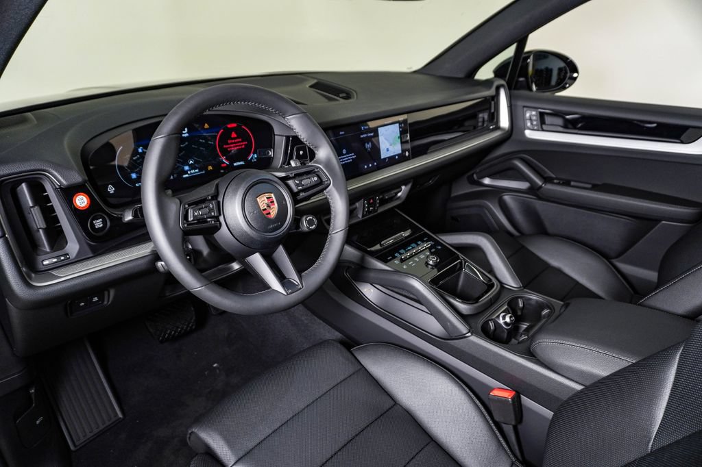 New 2026 Porsche Cayenne AWD/4WD image 4