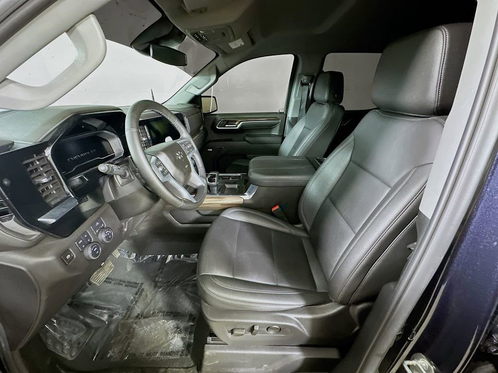 Used 2024 Chevrolet Silverado 1500 RST w/ Convenience Package II image 14