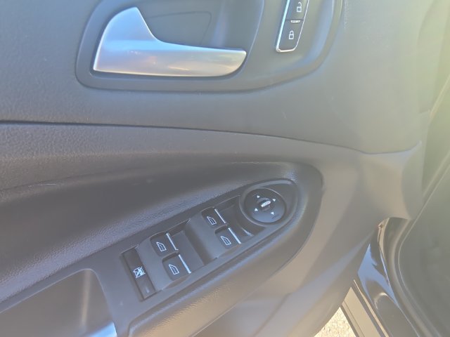 Used 2016 Ford Escape SE w/ SE Leather Comfort Package AWD/4WD image 27