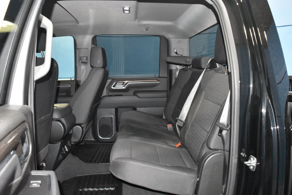 Used 2025 Chevrolet Silverado 2500 LT w/ Safety Package AWD/4WD image 18