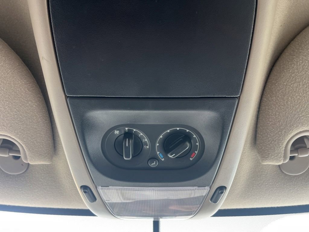 Used 2006 Ford Explorer XLT AWD/4WD image 29